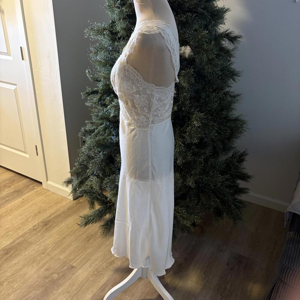 Vintage 1950's Fischer Heavenly Ivory Satin Lace Nightgown M - Picture 5 of 8